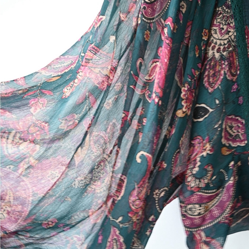 Band Of The Free River Deep Paisley Blouse - Picture 7 of 10